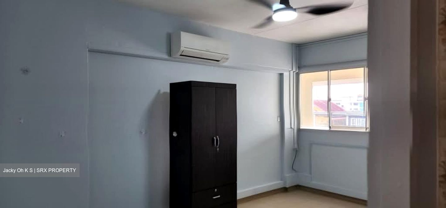 Blk 854 Tampines Ville (Tampines), HDB 3 Rooms #582861991